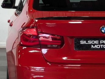 BMW 3 SERIES 2.0 320i M Sport Shadow Edition Auto 4dr