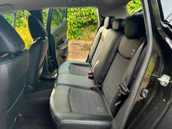 Nissan Leaf 40kWh N-Connecta Auto 5dr