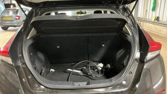 Nissan Leaf 40kWh N-Connecta Auto 5dr
