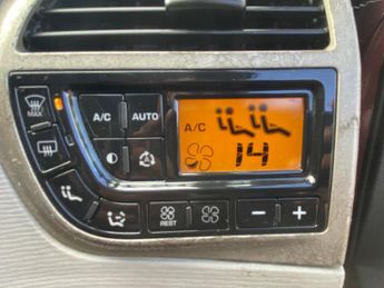 Citroen C4 Picasso 1.6 HDi Exclusive EGS6 Euro 4 5dr