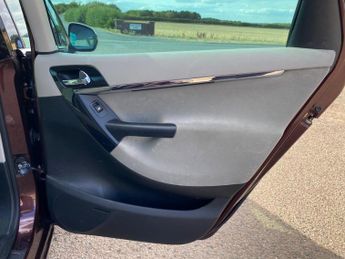 Citroen C4 Picasso 1.6 HDi Exclusive EGS6 Euro 4 5dr