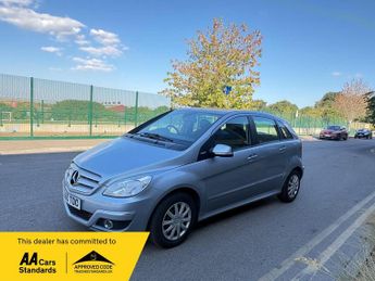 Mercedes-Benz B Class 1.7 B180 BlueEfficiency SE 5dr