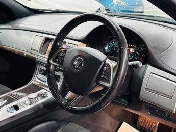 Jaguar XF 2.2d R-Sport Auto Euro 5 (s/s) 4dr