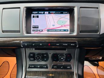 Jaguar XF 2.2d R-Sport Auto Euro 5 (s/s) 4dr