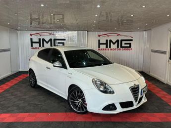 Alfa Romeo Giulietta 2.0 JTDM-2 Lusso Euro 5 (s/s) 5dr