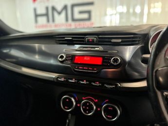Alfa Romeo Giulietta 2.0 JTDM-2 Lusso Euro 5 (s/s) 5dr