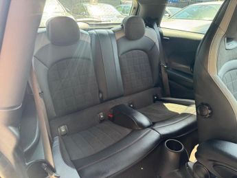 MINI Hatch 2.0 Cooper S Sport Steptronic Euro 6 (s/s) 3dr