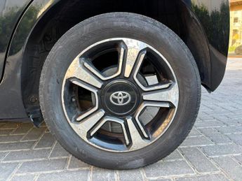 Toyota AYGO 1.0 VVT-i x-clusiv x-shift Euro 5 5dr Euro 5
