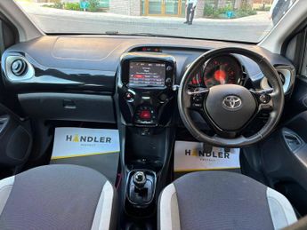 Toyota AYGO 1.0 VVT-i x-clusiv x-shift Euro 5 5dr Euro 5
