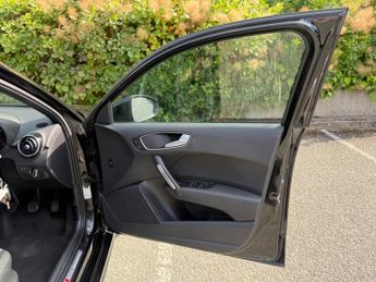 Audi A1 1.6 TDI S line Sportback Euro 5 (s/s) 5dr