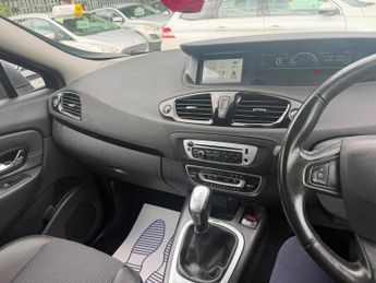 Renault Scenic 1.5 dCi Dynamique Nav Auto Euro 6 5dr