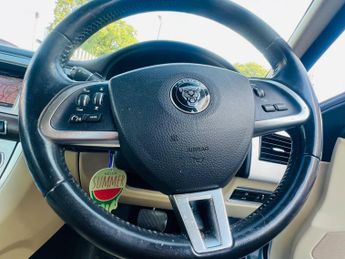 Jaguar XF 3.0d V6 Luxury Auto Euro 5 (s/s) 4dr
