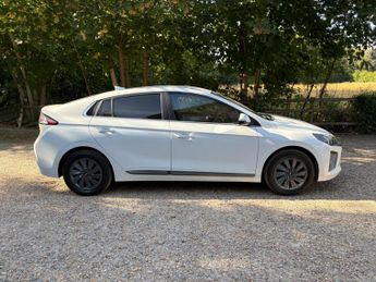 Hyundai IONIQ 38.3kWh Premium SE Auto 5dr
