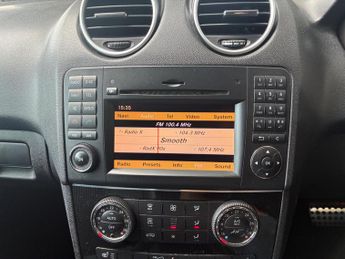 Mercedes-Benz M Class 3.0 ML300 CDI V6 BlueEfficiency Sport G-Tronic 4WD Euro 5 5dr