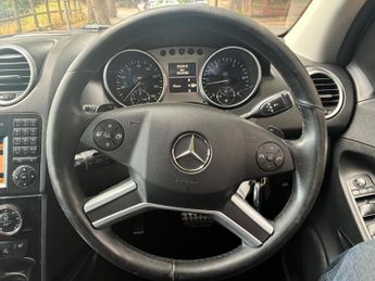 Mercedes-Benz M Class 3.0 ML300 CDI V6 BlueEfficiency Sport G-Tronic 4WD Euro 5 5dr
