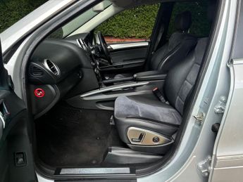 Mercedes-Benz M Class 3.0 ML300 CDI V6 BlueEfficiency Sport G-Tronic 4WD Euro 5 5dr