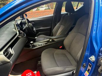 Toyota C-HR 1.8 VVT-h Icon CVT Euro 6 (s/s) 5dr