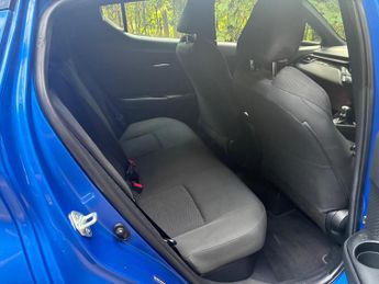 Toyota C-HR 1.8 VVT-h Icon CVT Euro 6 (s/s) 5dr