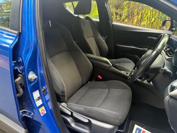 Toyota C-HR 1.8 VVT-h Icon CVT Euro 6 (s/s) 5dr
