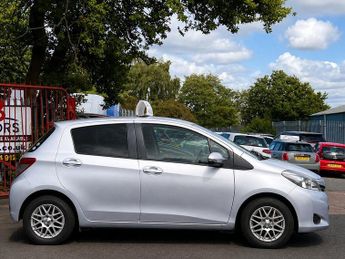 Toyota Yaris 1.0 VVTI AUTOMATIC