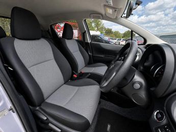 Toyota Yaris 1.0 VVTI AUTOMATIC