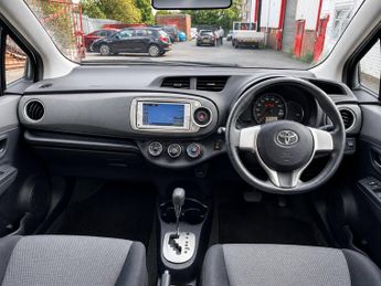 Toyota Yaris 1.0 VVTI AUTOMATIC