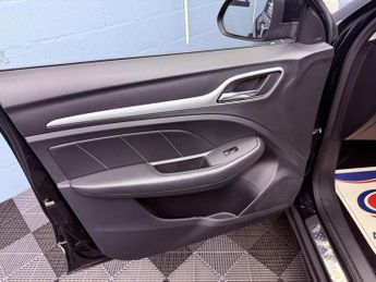 MG MG ZS 1.0 T-GDI Exclusive Auto Euro 6 5dr