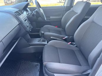 Volkswagen Polo 1.6 Sport 5dr