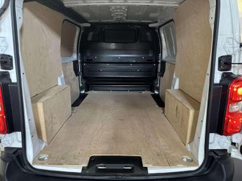 Peugeot Expert 1.5 BlueHDi Professional Standard Panel Van 6dr Diesel Manual St
