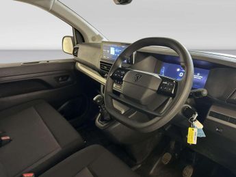 Peugeot Expert 1.5 BlueHDi Professional Standard Panel Van 6dr Diesel Manual St