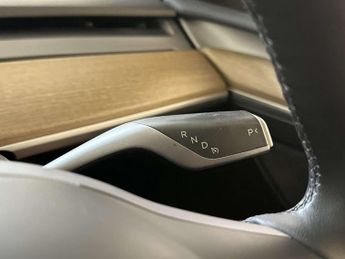 Tesla Model Y SUV 5dr Electric Auto RWD (346 ps)