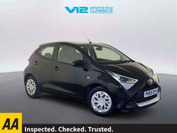 Toyota AYGO 1.0 VVT-i x-play Hatchback 5dr Petrol x-shift Euro 6 (71 ps)