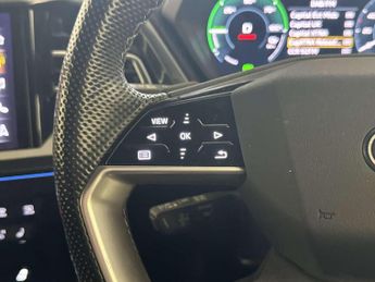 Audi Q4 e-tron 40 Edition 1 SUV 5dr Electric Auto 82kWh (204 ps)