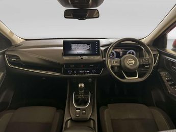Nissan Qashqai 1.3 DIG-T MHEV N-Connecta SUV 5dr Petrol Hybrid Manual Euro 6 (s