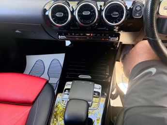 Mercedes-Benz CLA 2.0 CLA220d AMG Line Coupe 8G-DCT Euro 6 (s/s) 4dr