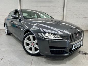 Jaguar XE 2.0d Portfolio Auto Euro 6 (s/s) 4dr
