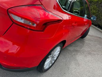 Ford Focus 2.0 TDCi Titanium X Powershift Euro 6 (s/s) 5dr