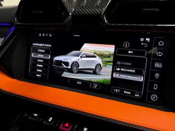 Lamborghini Urus 4.0 V8 BiTurbo 25.9kWh SE SUV 5dr Petrol Plug-in Hybrid Auto 4WD