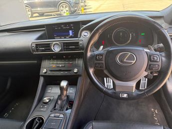 Lexus RC 2.5 300h F Sport CVT Euro 6 (s/s) 2dr