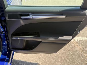 Ford Mondeo 2.0T EcoBoost Titanium Auto Euro 6 (s/s) 5dr