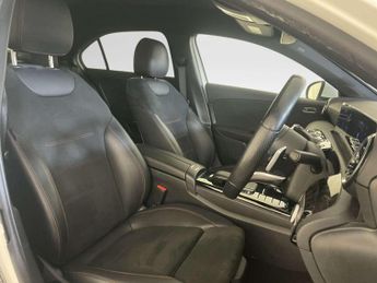 Mercedes-Benz A Class 1.3 A250e 15.6kWh AMG Line (Executive) Saloon 4dr Petrol Plug-in