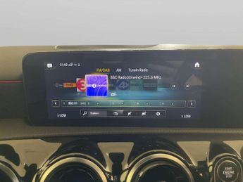 Mercedes-Benz A Class 1.3 A250e 15.6kWh AMG Line (Executive) Saloon 4dr Petrol Plug-in