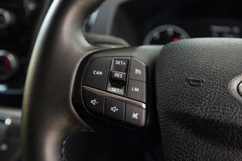 Ford Tourneo Custom 2.0 320 EcoBlue Zetec Auto L2 Euro 6 (s/s) 5dr