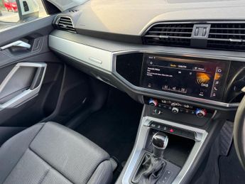 Audi Q3 1.5 TFSI CoD 35 Sport S Tronic Euro 6 (s/s) 5dr