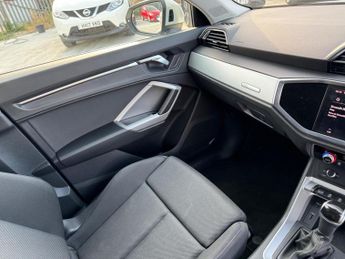 Audi Q3 1.5 TFSI CoD 35 Sport S Tronic Euro 6 (s/s) 5dr