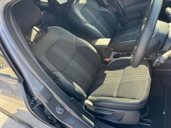 Renault Captur 1.6 E-TECH E-Tech engineered Auto Euro 6 (s/s) 5dr
