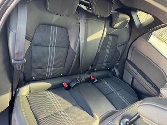 Renault Captur 1.6 E-TECH E-Tech engineered Auto Euro 6 (s/s) 5dr