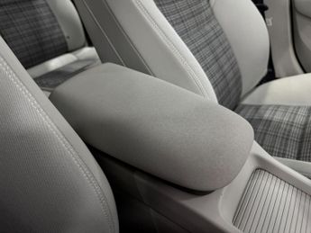 Volvo V40 1.5 T2 Momentum Nav Plus Auto Euro 6 (s/s) 5dr