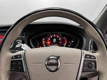 Volvo V40 1.5 T2 Momentum Nav Plus Auto Euro 6 (s/s) 5dr