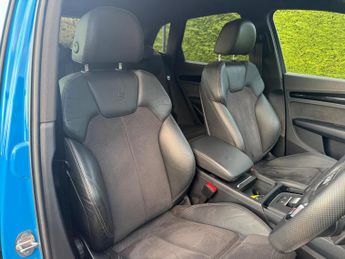 Audi Q5 2.0 TDI 40 Black Edition SUV 5dr Diesel S Tronic quattro Euro 6 